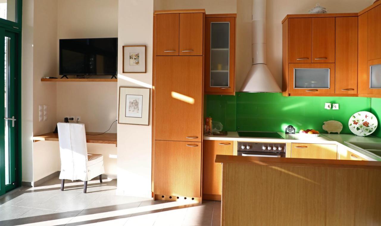 Eucalyptus Villa *